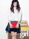 소녀시대 티파니, <보그 걸> 화보에서 사랑스러운 ‘오피스 걸’로 변신!