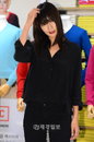 [JK포토]'올 블랙 패션' 배두나, 유니클로 압구정점 리뉴얼 오픈 행사 왔어요~