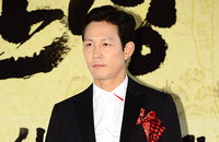 [JK포토]이정재, '관상'서 왕이 되려는 야망가 수양대군으로 나와요~