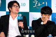 [JK포토]'화이' 김윤석 극찬 "여진구 연기 보고 소름 돋았다"