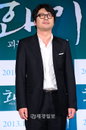 [JK포토]김윤석, '화이'서 냉혹한 카리스마의 리더 석태로 나와요~