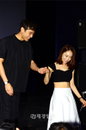 [JK포토]'매너남' 천정명 에스코트 받으며 퇴장하는 '밤의 여왕' 김민정