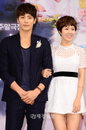[JK포토]성훈-최윤영 "우린 '열애' 커플이에요~"