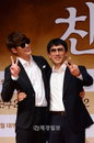 [JK포토]'친구2' 김우빈-유오성, 브이 포즈로 깜찍 대결