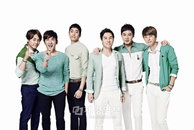 신화, 치킨매니아와 재계약 성사! 국내 유명 영화 등장인물로 ‘깜짝 변신’!