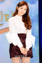 [JK포토]강민경 '단아한 미모가 돋보이는 초미니 패션'