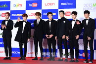 [JK포토]2013 멜론 어워드에 '방탄소년단'이 떴다! '신인상'은 우리꺼