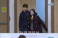 ‘상속자들’ 크리스탈, ‘더플코트’로 귀염 돋는 복고 패션 완성!