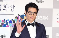 [JK포토]청룡영화제 참석한 최다니엘 '뿔테와 이기적인 기럭지 뽐내며~'