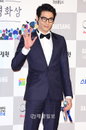 [JK포토]청룡영화제 참석한 최다니엘 '뿔테와 이기적인 기럭지 뽐내며~'