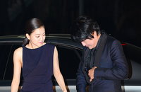 [JK포토]'제 34회 청룡영화제' 고아성, 차에서 내릴때도 우아하게~
