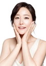 '세결여'를 지키는 엄지원 피부 보호막은?