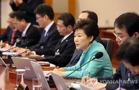 박 대통령 "리조트 붕괴사고 가슴 아픈 마음"