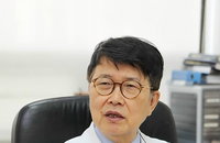 <정년퇴임 앞둔 '귀성형' 1인자 박철 고려대 교수>