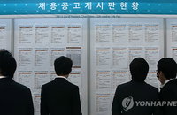 4월 취업자 증가 폭 50만명대…2개월째 둔화