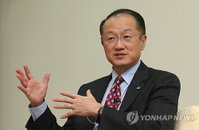 김용 세계은행 총재 "10년 내 물·식량 전쟁 올 수 있다"