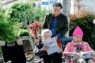 tvN 회춘누아르 <꽃할배 수사대> 이순재-변희봉-장광, ‘열기 활활’ 대본 삼매경 포착