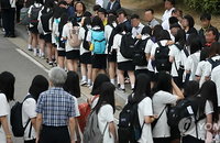 단원고 2학년 학생들, 눈물의 등교