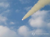 北, 개성서 대화하면서 다른 한쪽에선 전술유도탄 발사