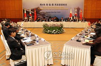한중일 외교장관회의 다음달로 조율