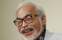 미야자키 하야오 "아베총리는 우려스러운 사람"