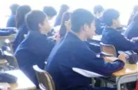 교사의 미성년자 성매매, 아동포르노사진 촬영, 마약소지 등등… 비상걸린 일본 교육계