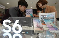 최신형 스마트폰 예약 판매 과연 소비자에게 이득일까?