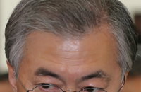 국민과 '함께' 하겠다는 문재인, 새민련 대표에서 물러나지는 않을듯