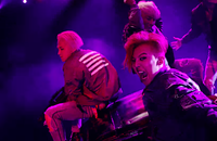 빅뱅은 커트코베인, 섹스피스톨즈와 다르다.. '루저'와 신곡 <Bang Bang Bang>과 <We like 2 party>에서 보는 희망
