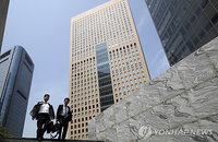 일본 잃어버린 30년, 이제야 빛이 들어오나?... 일본 기업 외국인 주주로부터 호평