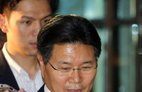 홍문종, "성완종씨의 명복을 빈다, 메모는 사실이 아니다."... 금품수수 의혹 물증 없어