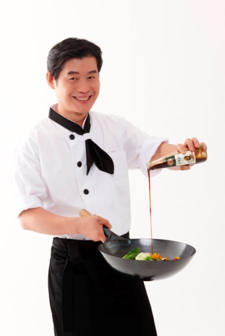 CJ제일제당 <백설 남해 굴소스> 이연복셰프 모델 (사진 : CJ제일제당 제공)