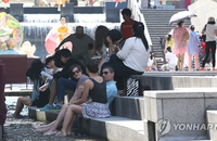 [내일 수요일 날씨] 아침부터 낮 사이 소나기.. 일부 경북 지역 낮 최고 기온 37도까지 오를듯