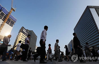 공무원, 업무 성과에 따라 SS-S-A-B-C로 등급 나눠.. SS등급 받으면 S등급보다 50% 월급 더 받는다. 평가 기준은 근무성적 평정