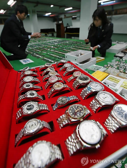 관세청이 적발한 중국산 짝퉁 시계