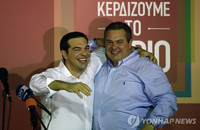 충직한 그리스인, 배신한 정치인에게 무엇을 더 기대하는 걸까?