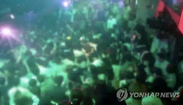 예술의 거리에서 '클럽촌'으로 변한 홍대 