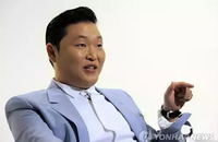 싸이는 왜 '엄청' 잘생기지 않았는데도 잘나가나?...'B급' 마케팅 분석