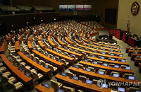 2016년 예산안 보니.. 달 탐사 예산 두 배 늘고, 국방비는 2천 억 삭감