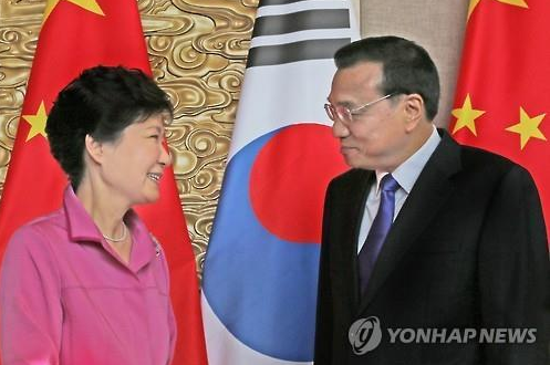 박근혜 대통령 (좌) / 리창 중국 총리 (우)