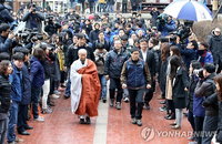 한상균 기자회견, 파업과 시위가 국민을 위한 것이라니?