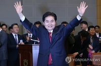 김병원 조합장 농협중앙회장 당선.. 위기에 처한 농협 어떻게 이끌까?