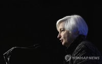 옐런 "소폭 금리 인상은 결국 미국에 플러스"
