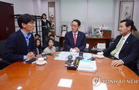 여야, 원구성 실무협상 시작…"법정 기한내 성과내자"