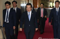 정의장 첫 출근 "거부 국회법, 교섭단체 대표들과 우선 논의"