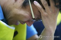 '가습기 살균제 재판' 또 헛바퀴…법정 밖에선 유족들 울분