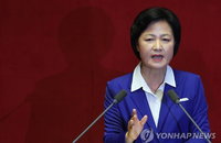秋다르크 데뷔전…정책이슈엔 '매섭게'·세월호엔 '침통'