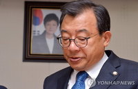 '친박핵심' 이정현, 새누리 전격 탈당…"책임 안고 가겠다"