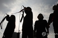 민주노총 손 들어준 법원...건국이래 첫 청와대 앞 행진