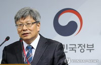 ”올해 수능, EBS연계 70% 속 일관된 출제기조 유지했다“...EBS, 모평 경험 많은 이들 유리할 것